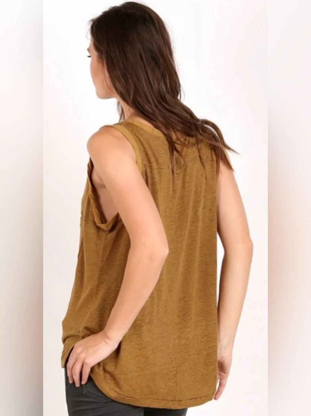 We The Free Travelers Tank
